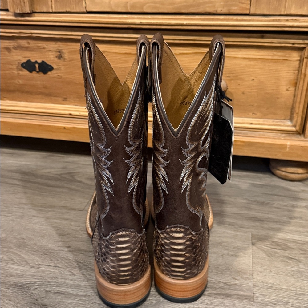 Cody James Python Boots - Picture 6 of 9
